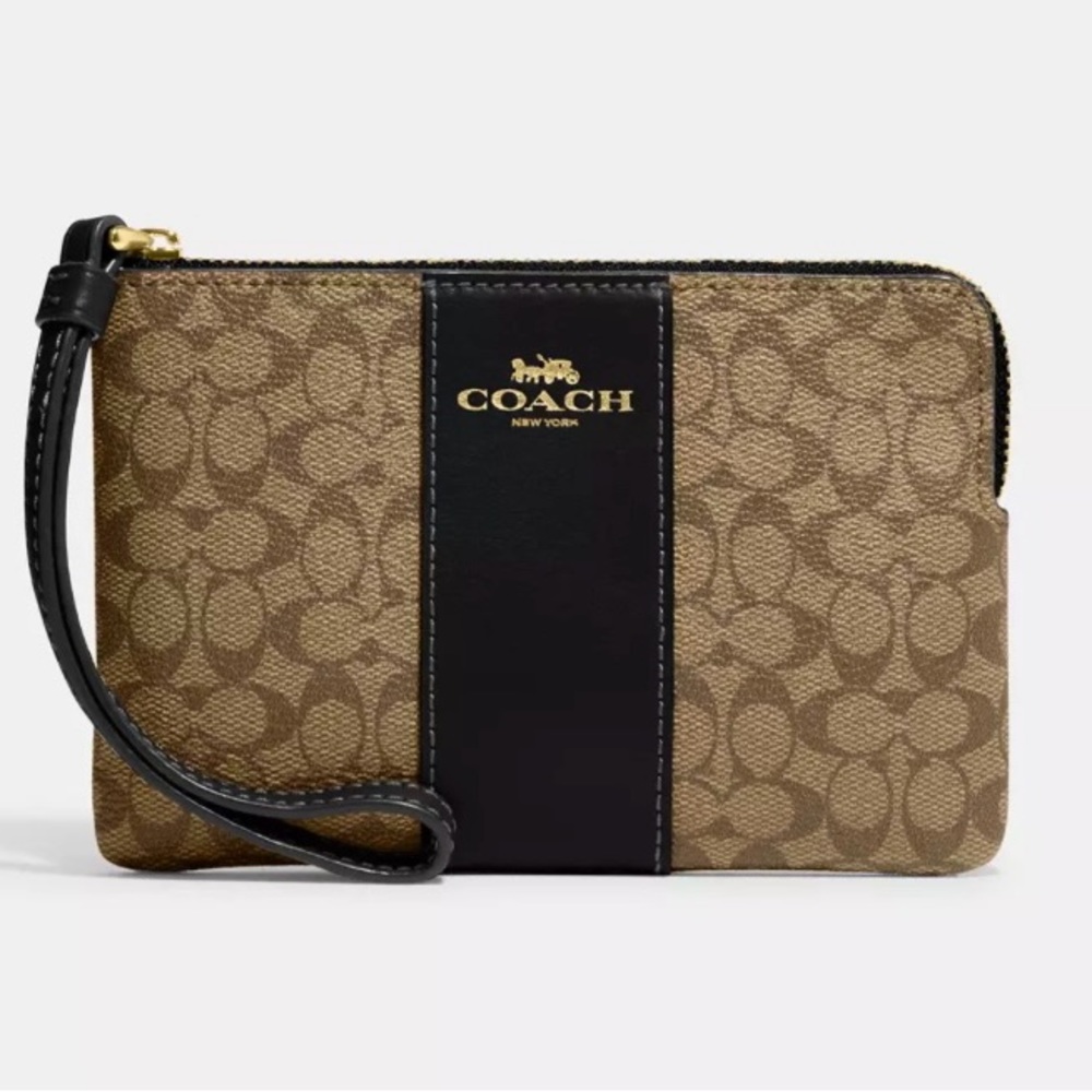 NWT Corner Zip Wristlet in Signature Canvas